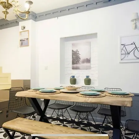 Central Stylish Triplex House / Old City & Balat Semesterbostad Istanbul