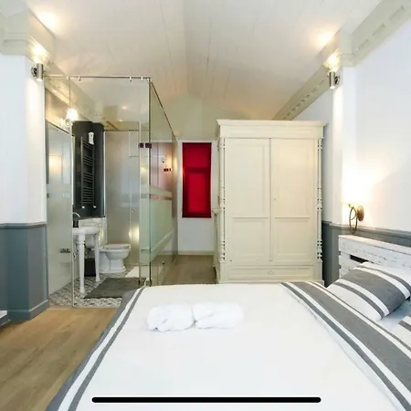 Casa vacanze Central Stylish Triplex House / Old City & Balat *